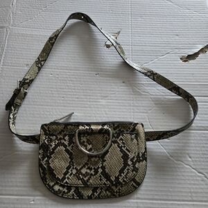 ZARA Trafaluc Faux Snakeskin Waist Belt Bag